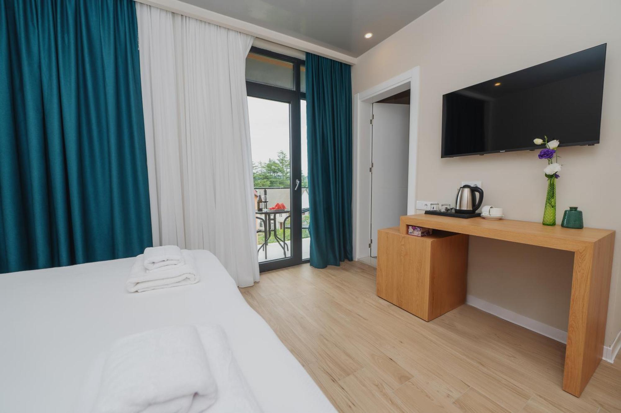 Ritsa Resort Уреки Екстериор снимка